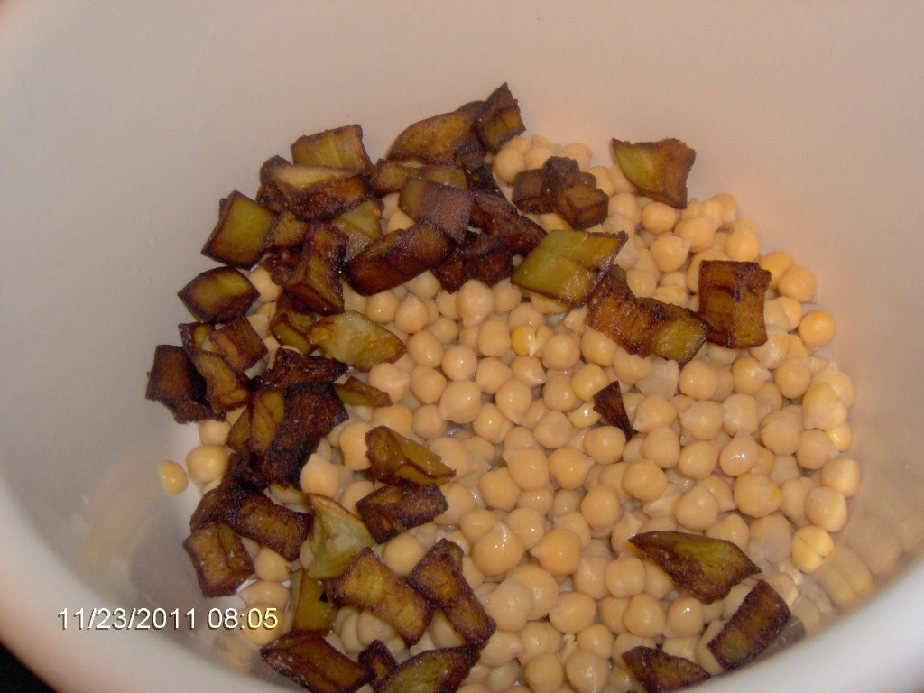 Salata de naut cu vinete