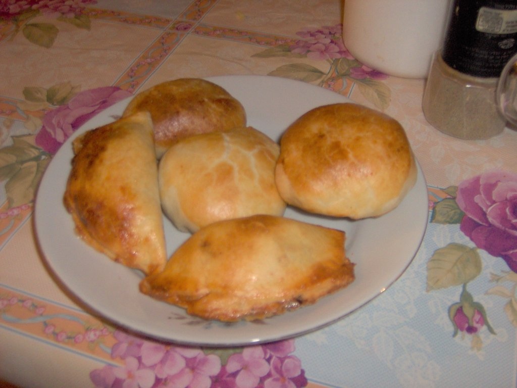 Placintele mici cu cartofi