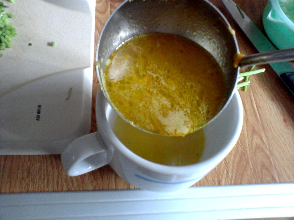 Ciorba "usoara " de pui