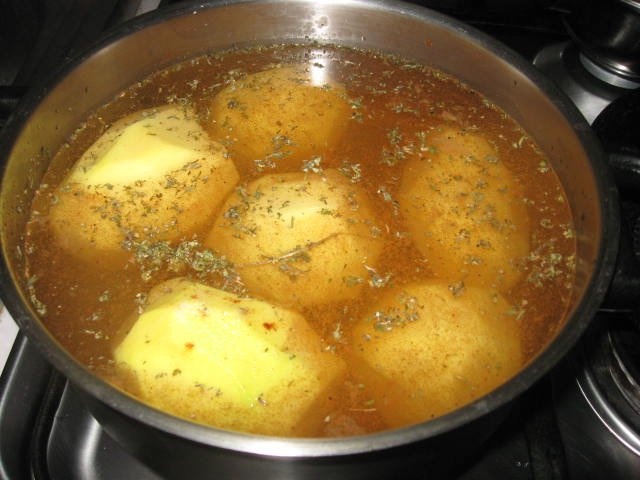 Cartofi taranesti la cuptor - reteta casei