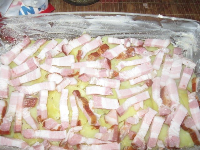 Cartofi taranesti la cuptor - reteta casei