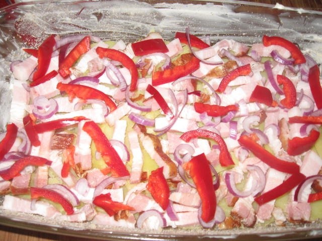 Cartofi taranesti la cuptor - reteta casei