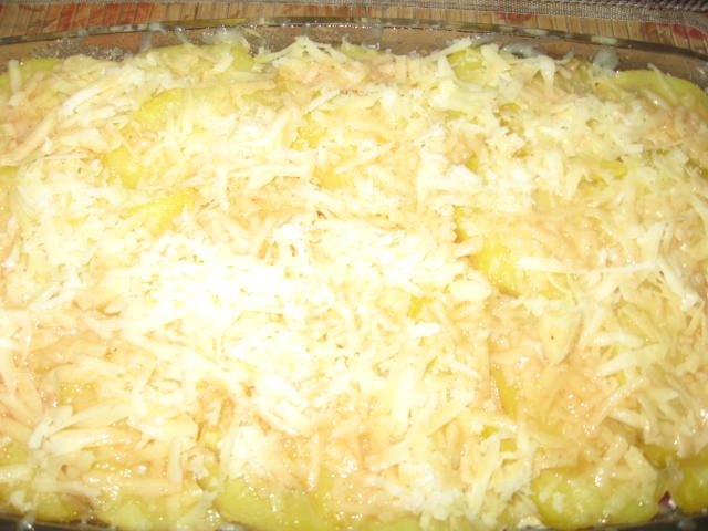 Cartofi taranesti la cuptor - reteta casei