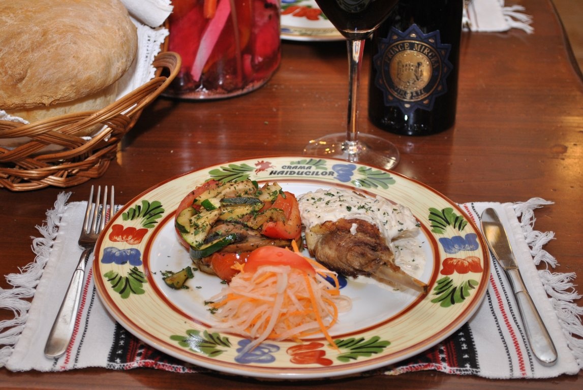 Pulpa de ratoi cu legume haiducesti