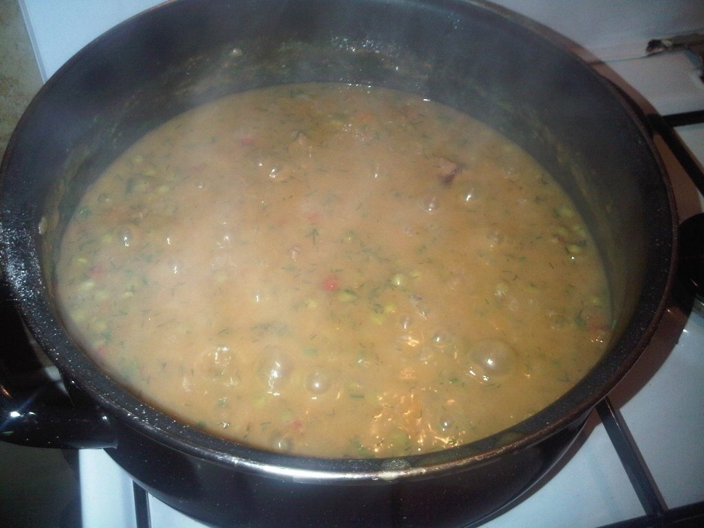 Mancare de mazare cu vita