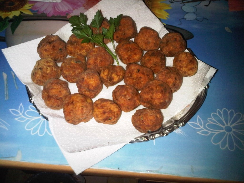 Chiftele de pui cu cartofi