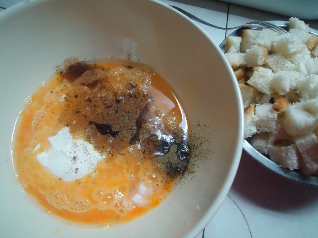 Rulada din ficatei de pui si paine