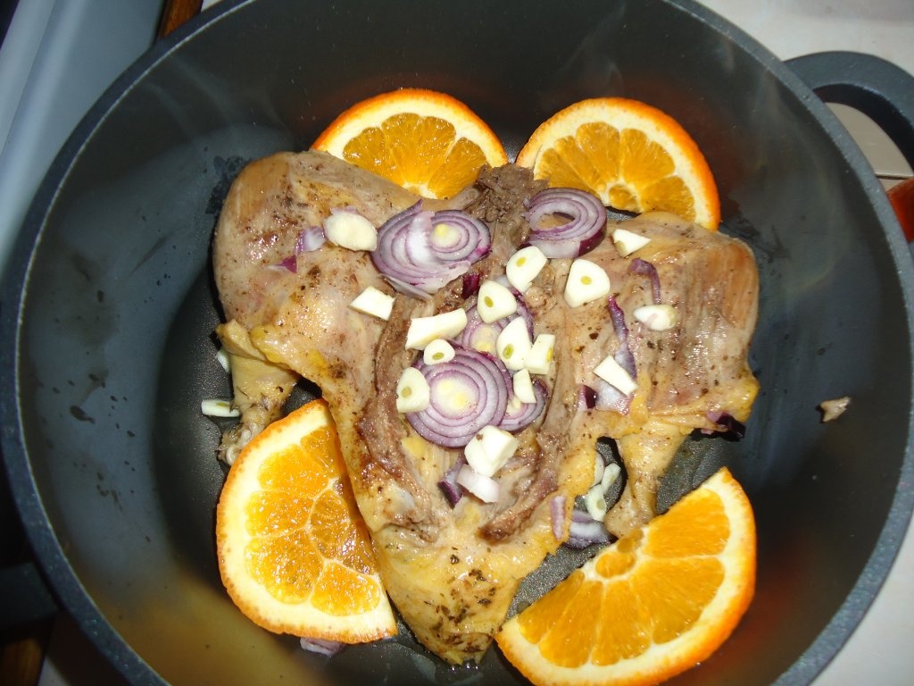 Friptura de rata cu sos de fructe de padure