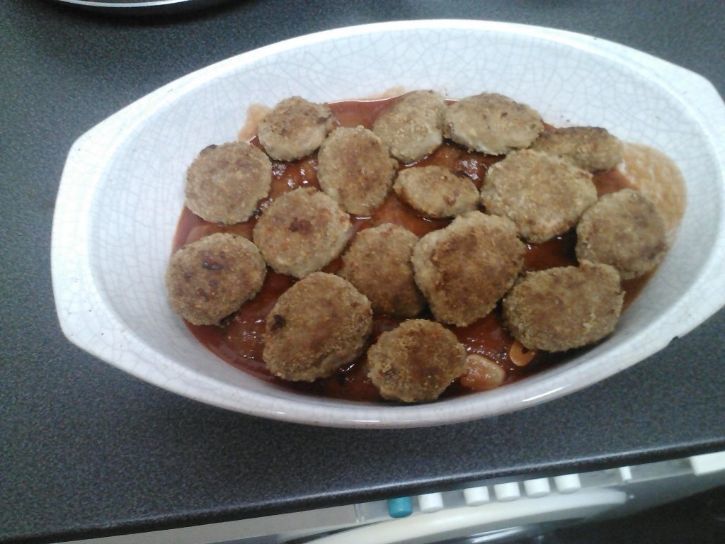 Chiftelute in sos la cuptor