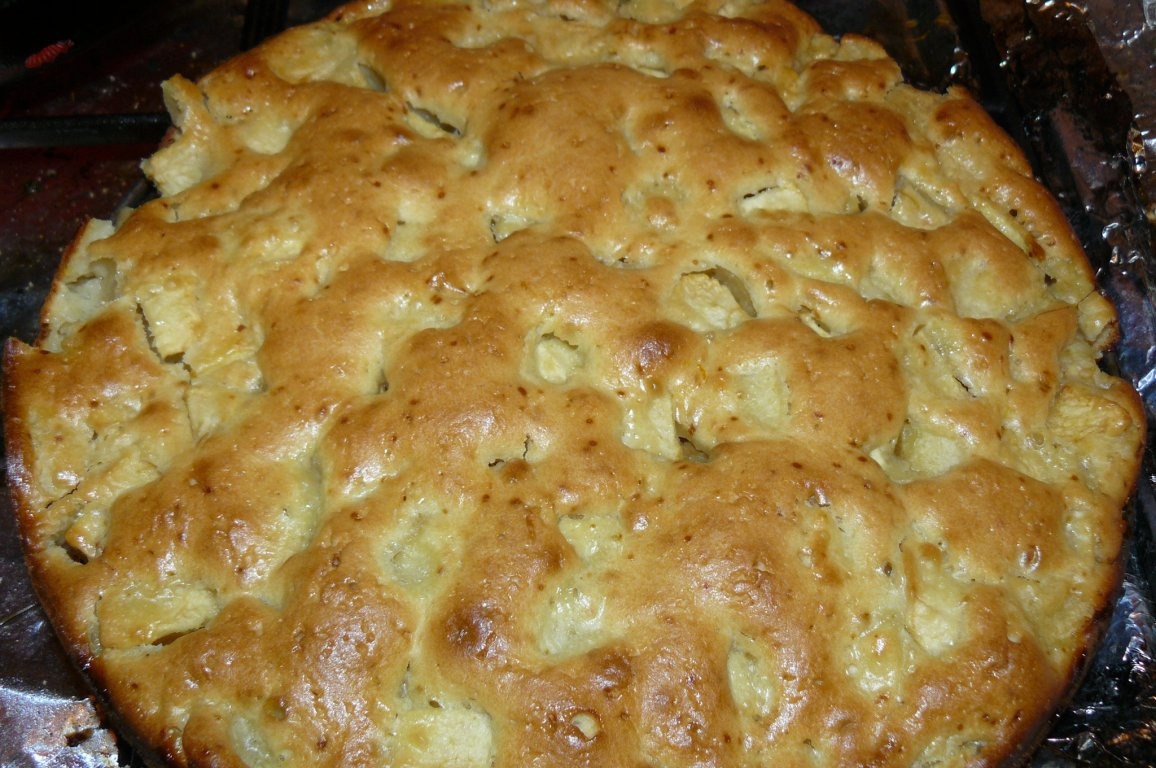 2 prăjituri rapide cu mere sau alte fructe