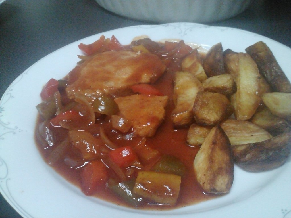 Muschi la cuptor in sos tiganesc