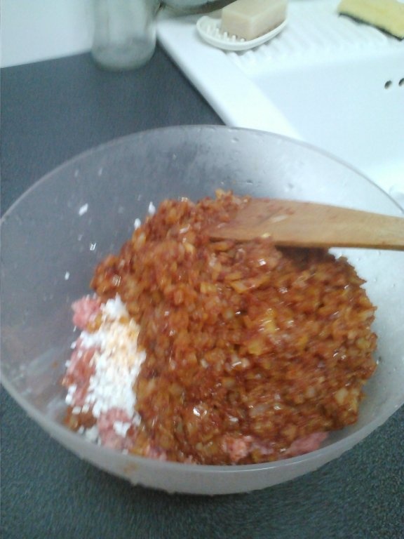 Sarmale in varza murata cu mamaliguta si smintana