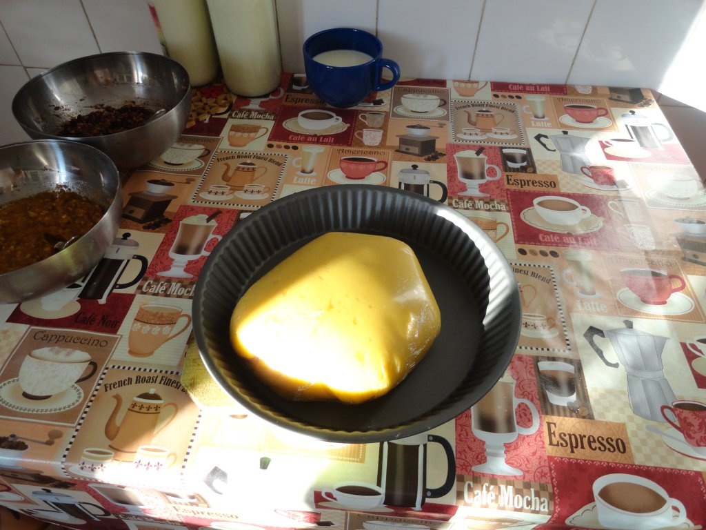 Tarta cu gem si nuca