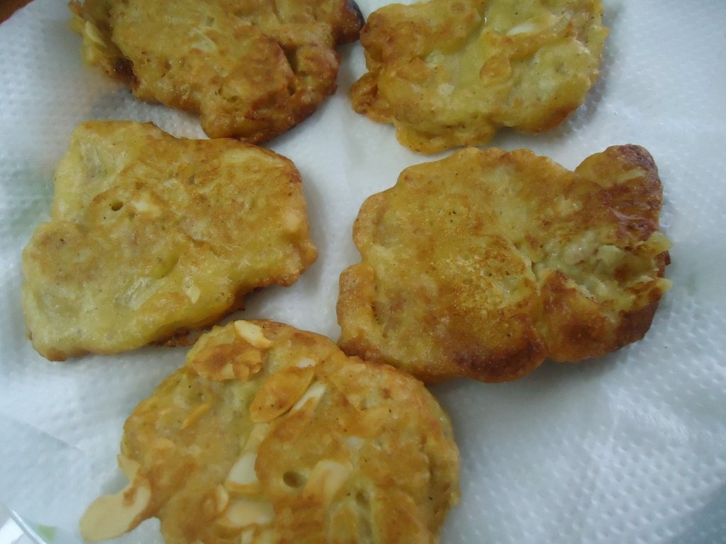 Soia pane cu migdale