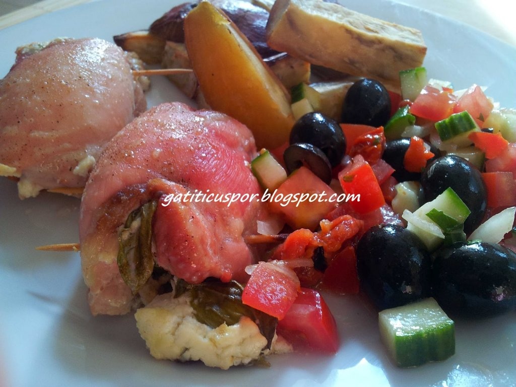 Rulouri de pui cu branza de capra si wedges din cartoi dulci