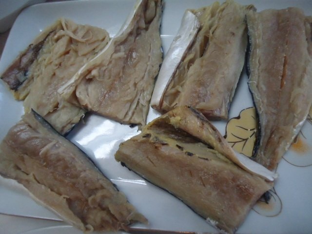 Merlucius in crusta de malai