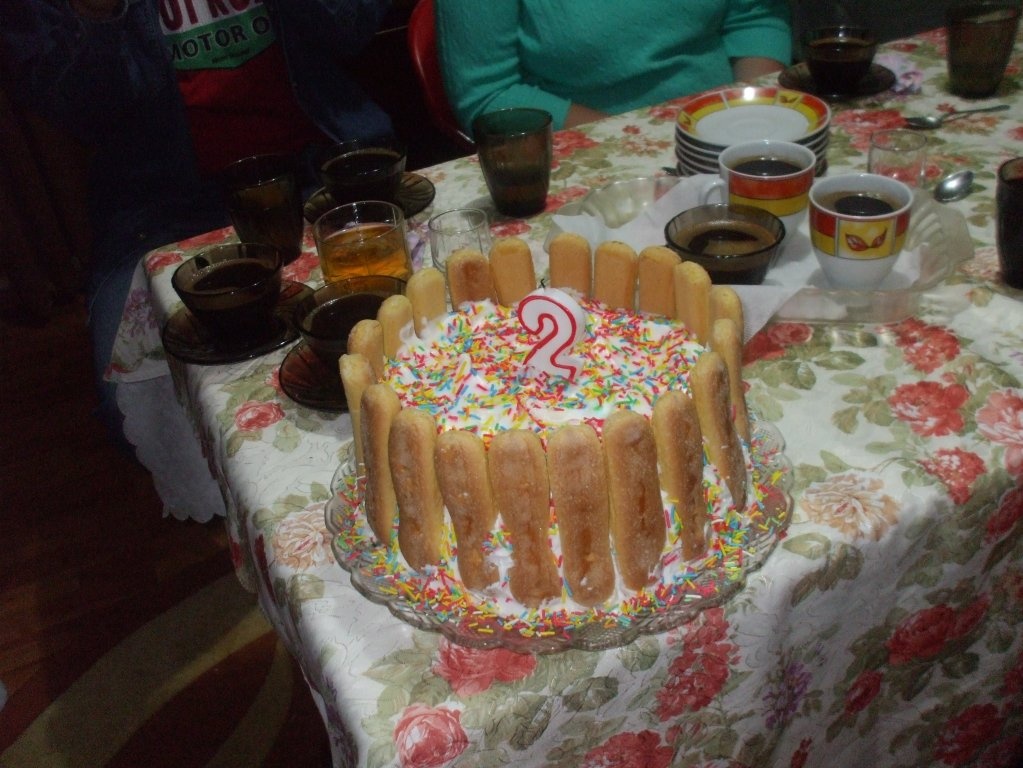 Tort butoi cu crema de vanilie