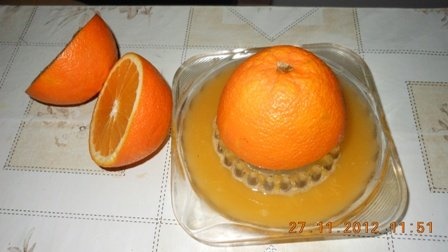 Orez cu lapte cu topping de portocale