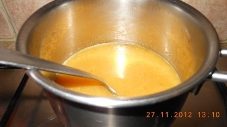 Orez cu lapte cu topping de portocale