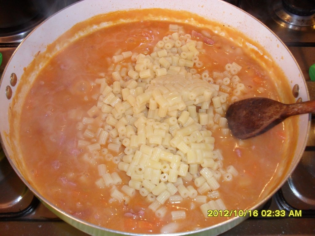 Pasta ai fagioli (Paste cu fasole)