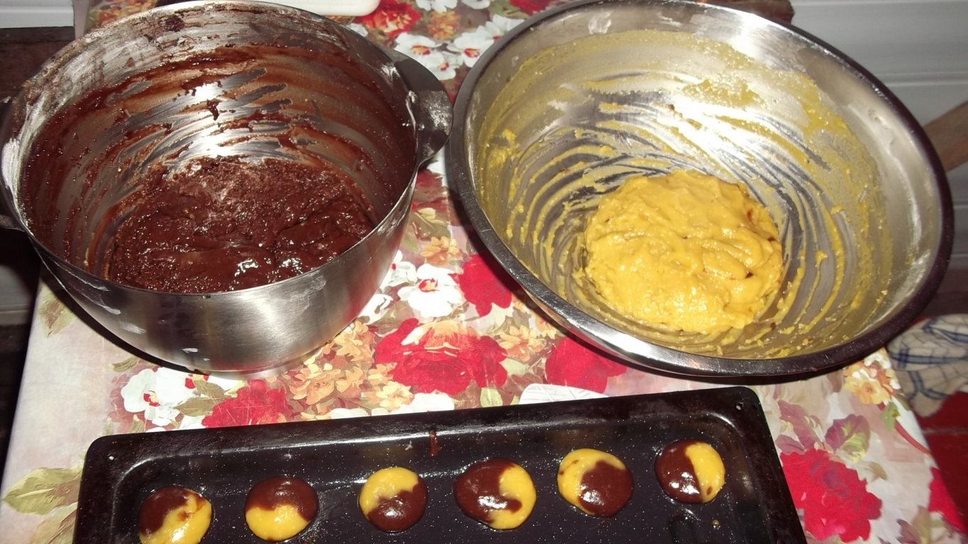 Fursecuri in doua culori