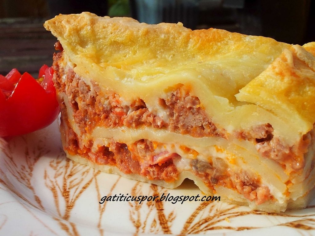 Lasagna cu paste de casa si sos bechamel
