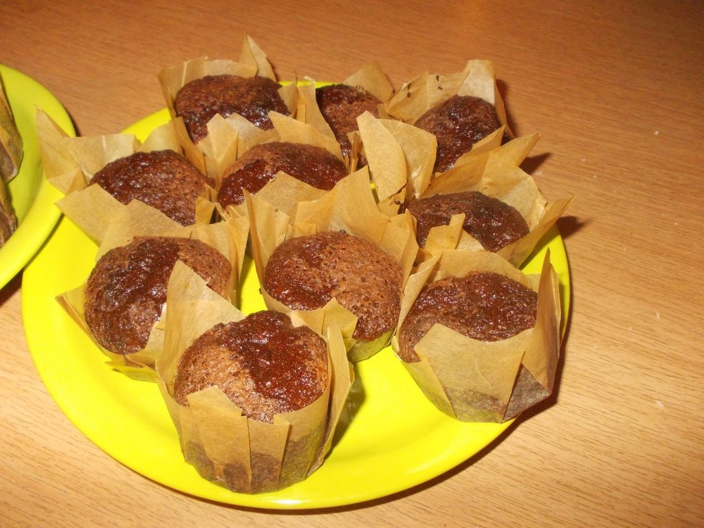 Briose (muffins) cu ciocolata cu forme homemade