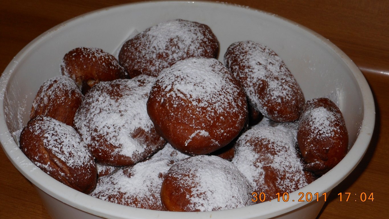 Gogosi pufoase cu smantana