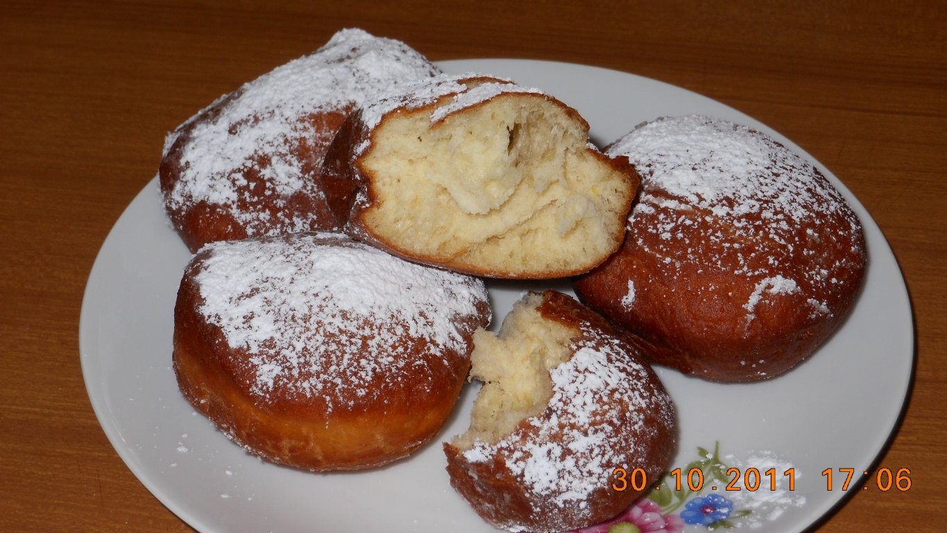 Gogosi pufoase cu smantana