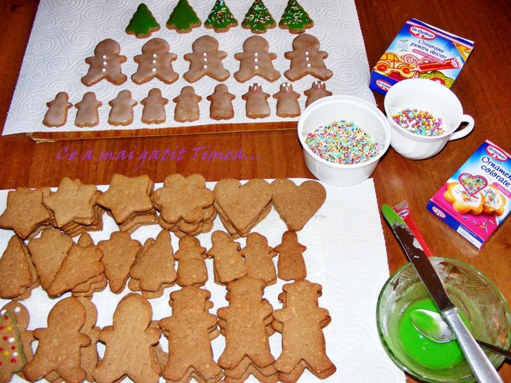 Biscuiti cu migdale si ciocolata