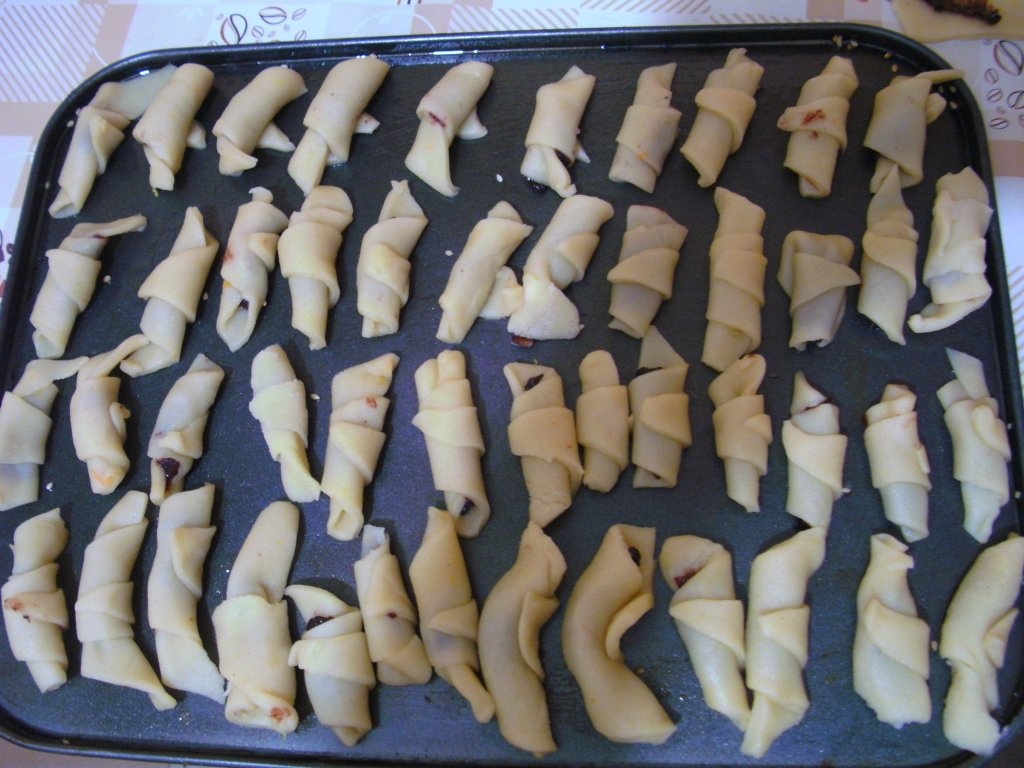 Cornulete cu gem de prune