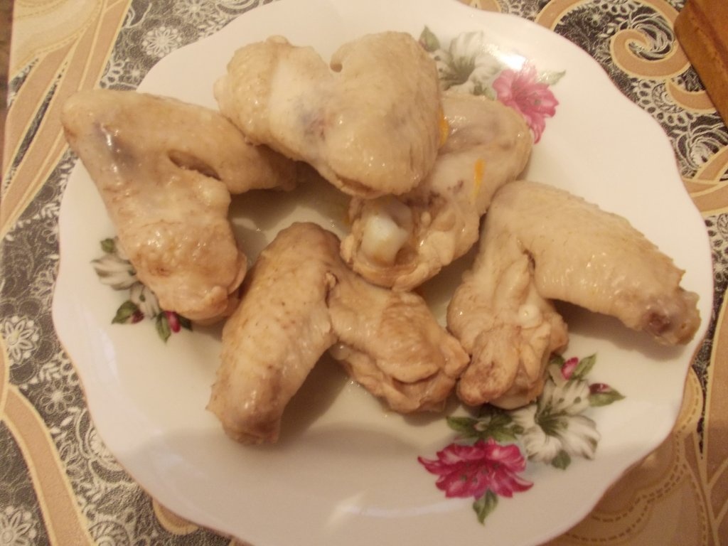 Tocanita cu aripioare de pui