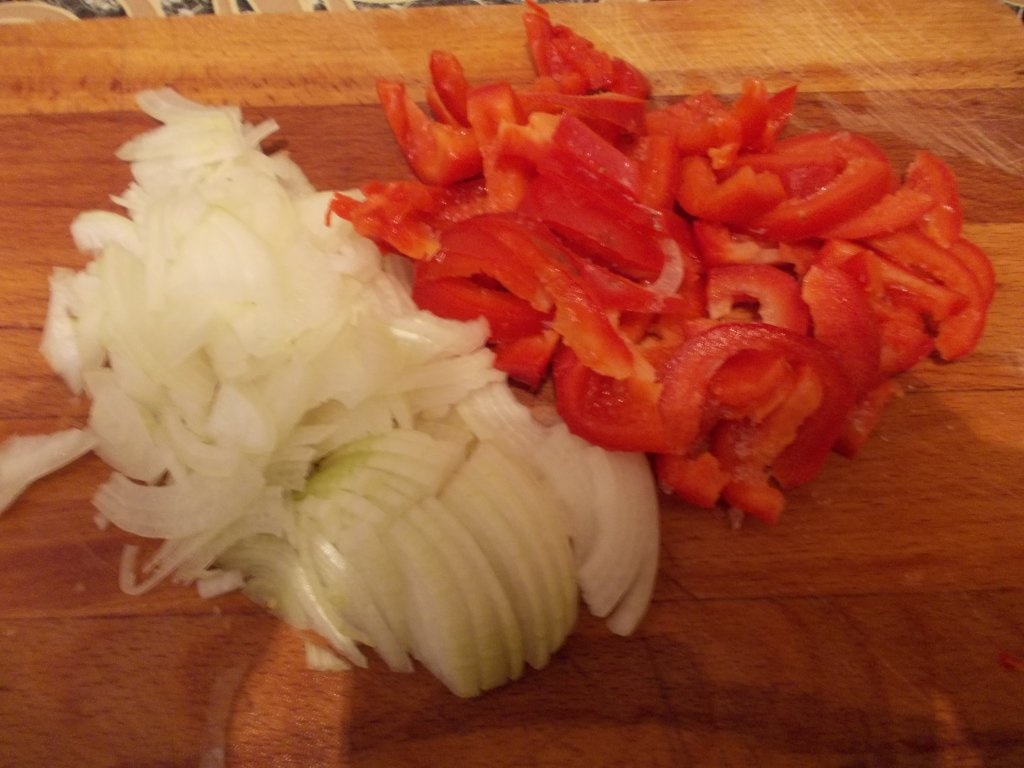 Tocanita cu aripioare de pui