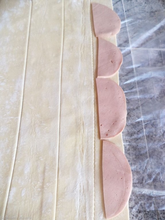 Trandafiri aperitiv din foietaj