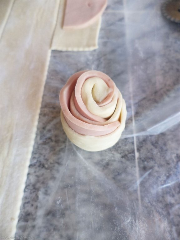 Trandafiri aperitiv din foietaj