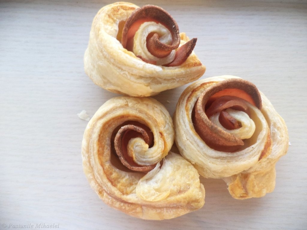 Trandafiri aperitiv din foietaj