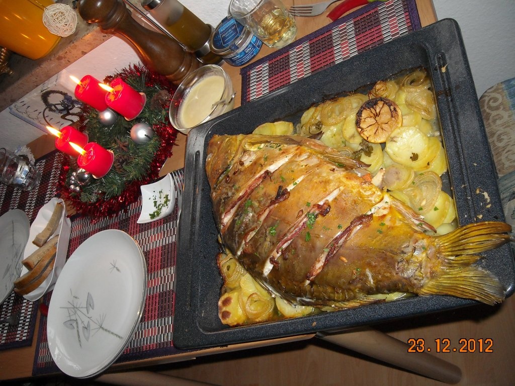 Crap la cuptor cu mujdei