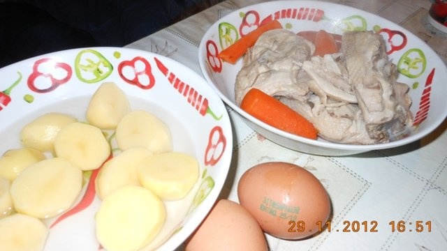 Supa de pui cu galuste