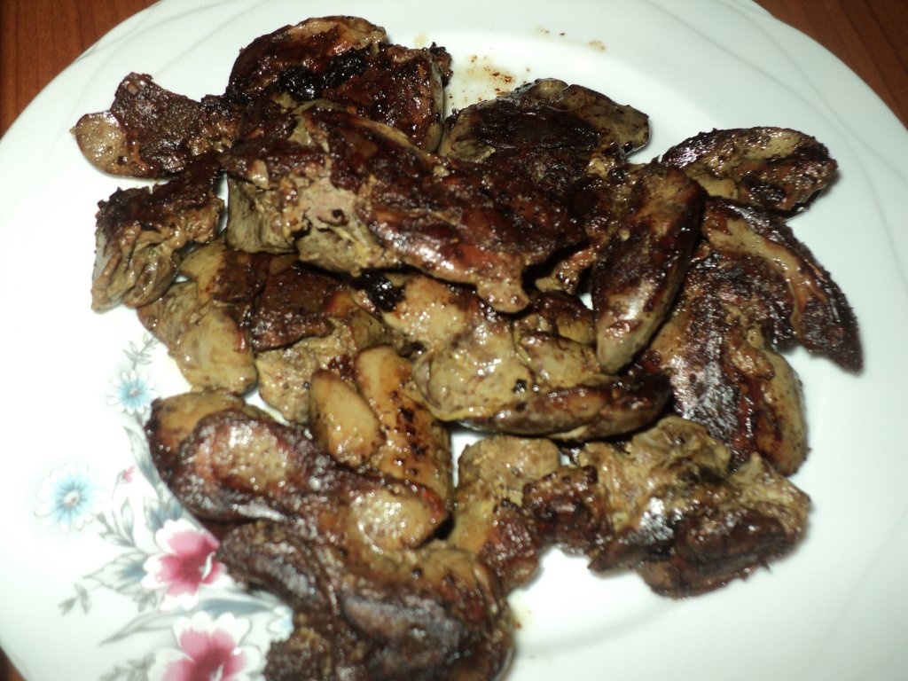 Ficatei cu pasta de usturoi