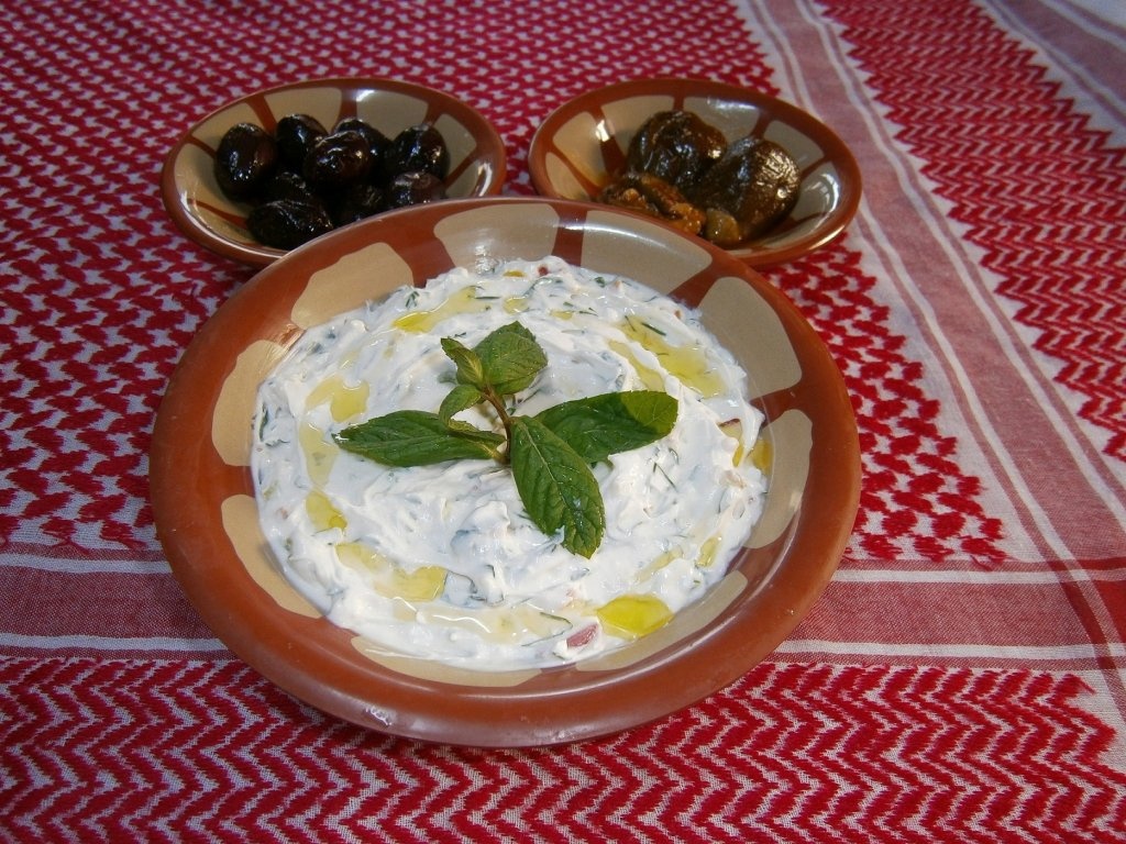 “Labaneh” cu ierburi aromate
