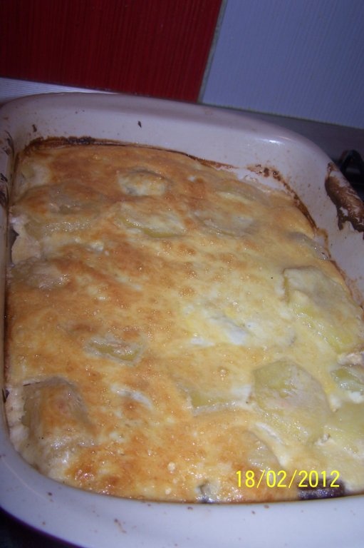 Cartofi cu smantana la cuptor