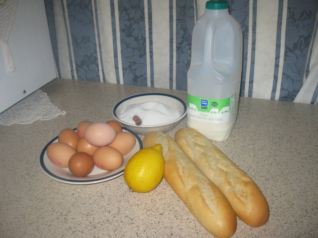 Pudim de pao com limao(Budinca din paine cu lamaie)