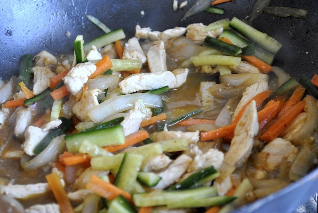 Pui Gong Bao (pui cu nuci de caju)