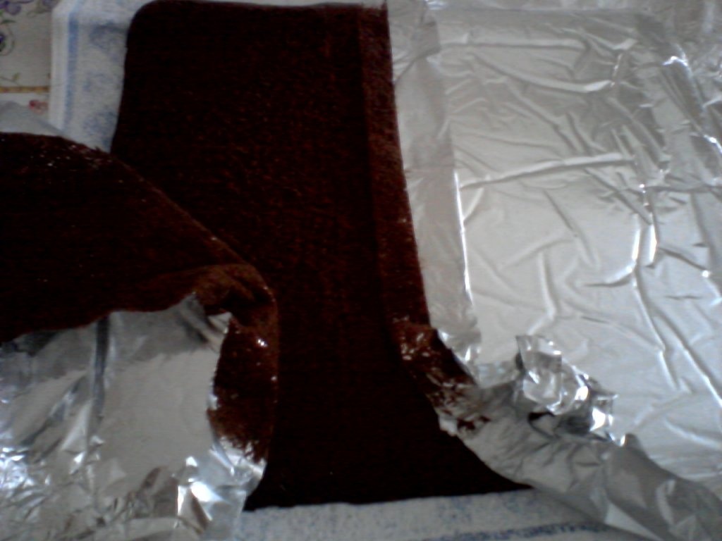 Rulada cu visine, frisca si ciocolata