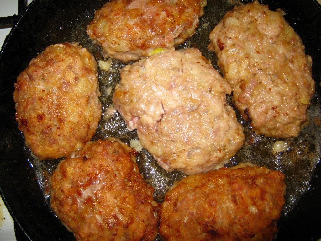 Parjoale cu cartofi picanti