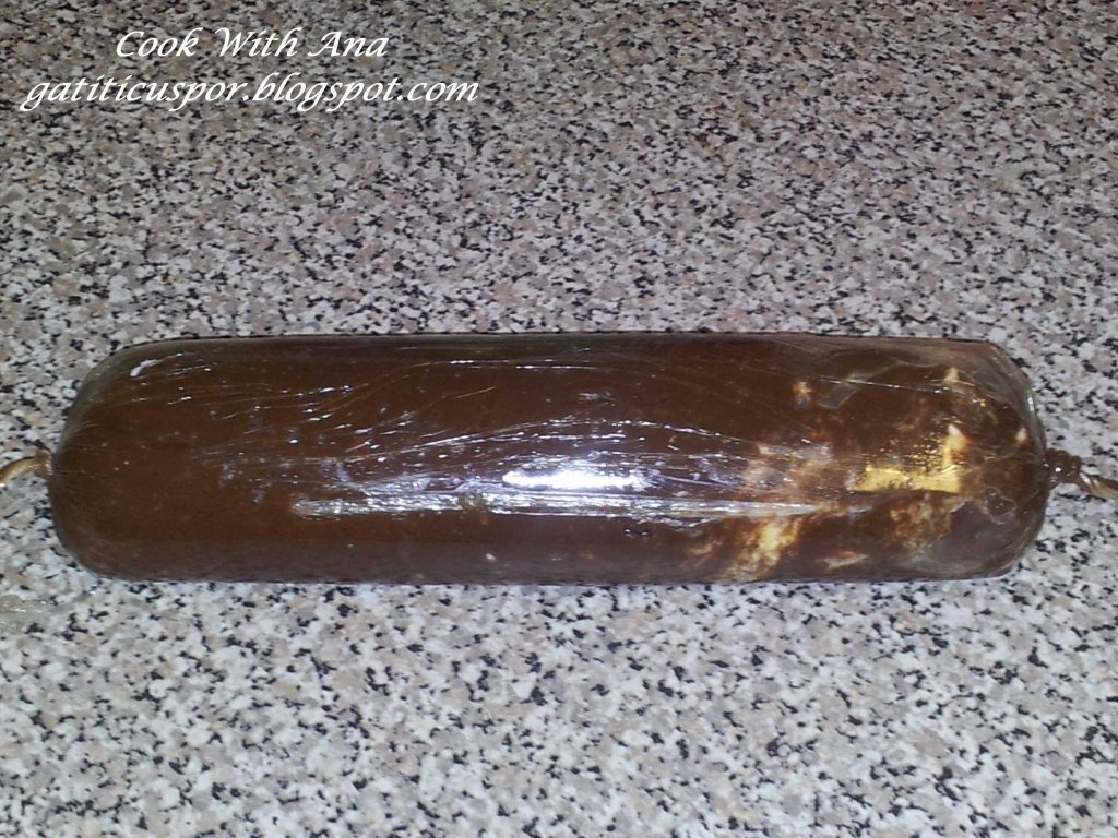 Salam de biscuiţi reţetă cu banane