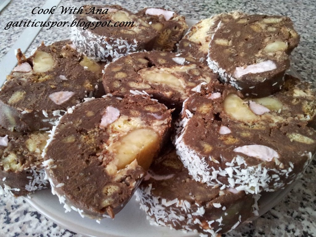 Salam de biscuiţi reţetă cu banane