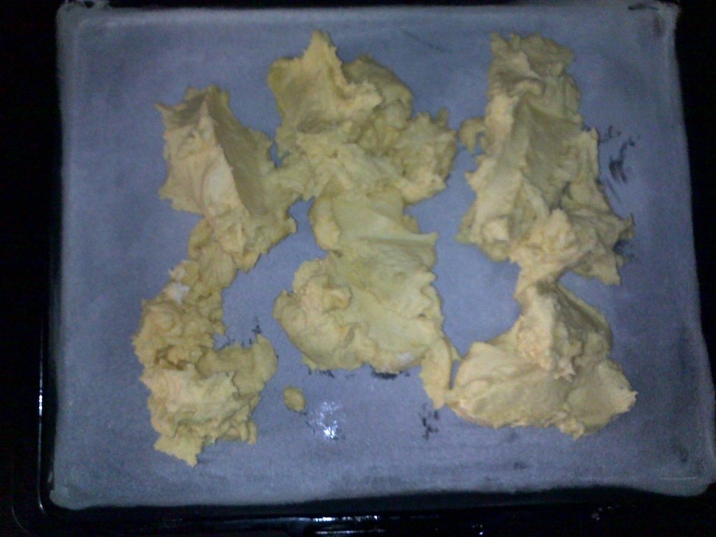 Prajitura cu gem si crema de nuci