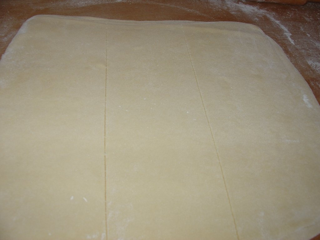 Strudel cu mere impletit