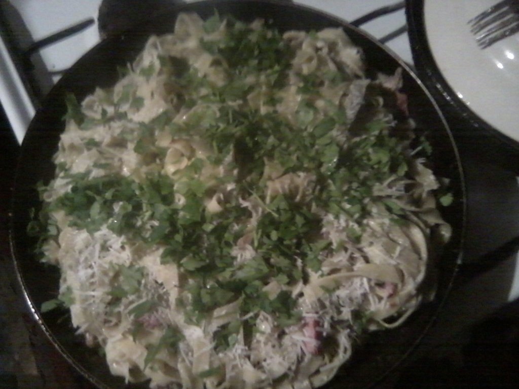 Tagliatelle cu sunca si ciuperci